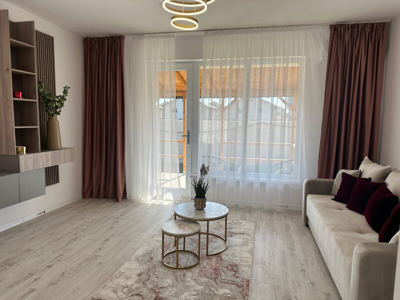 Bragadiru, strada Safirului nr. 6,